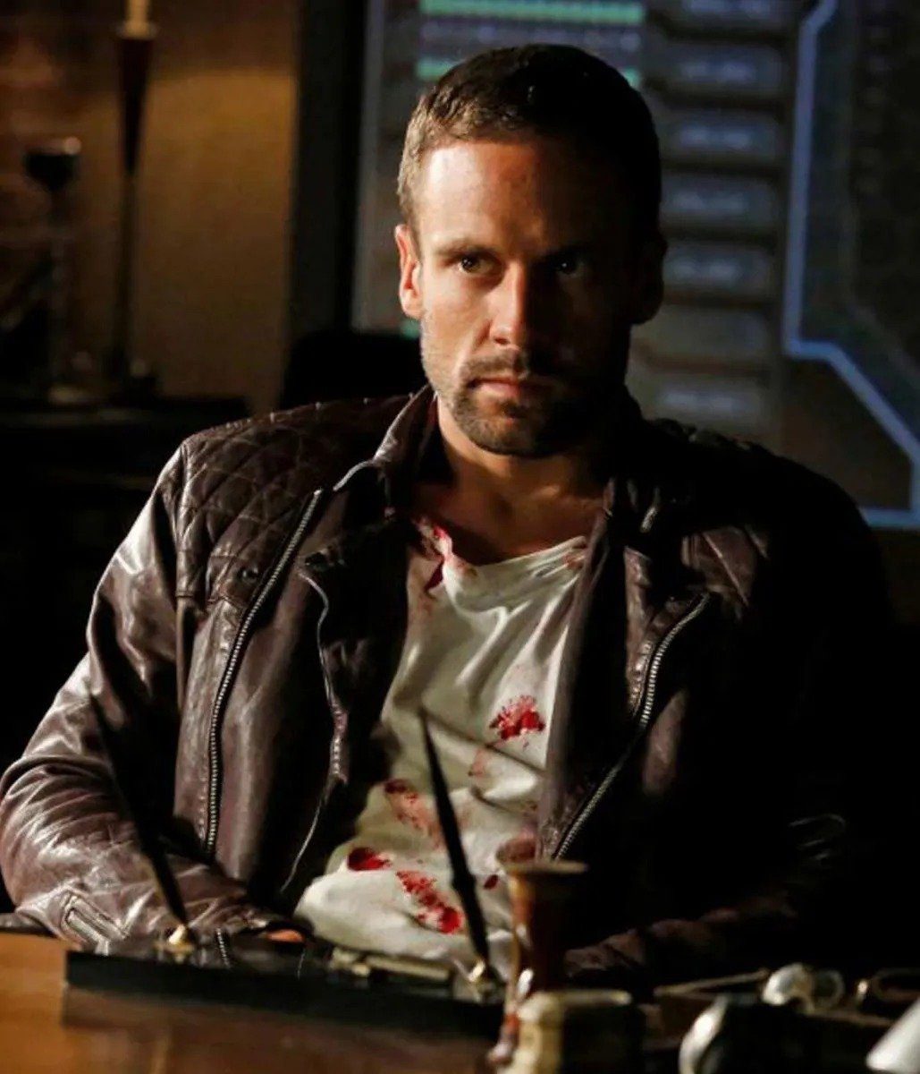 nick-blood-lance-hunter-leather-jacket-scaled