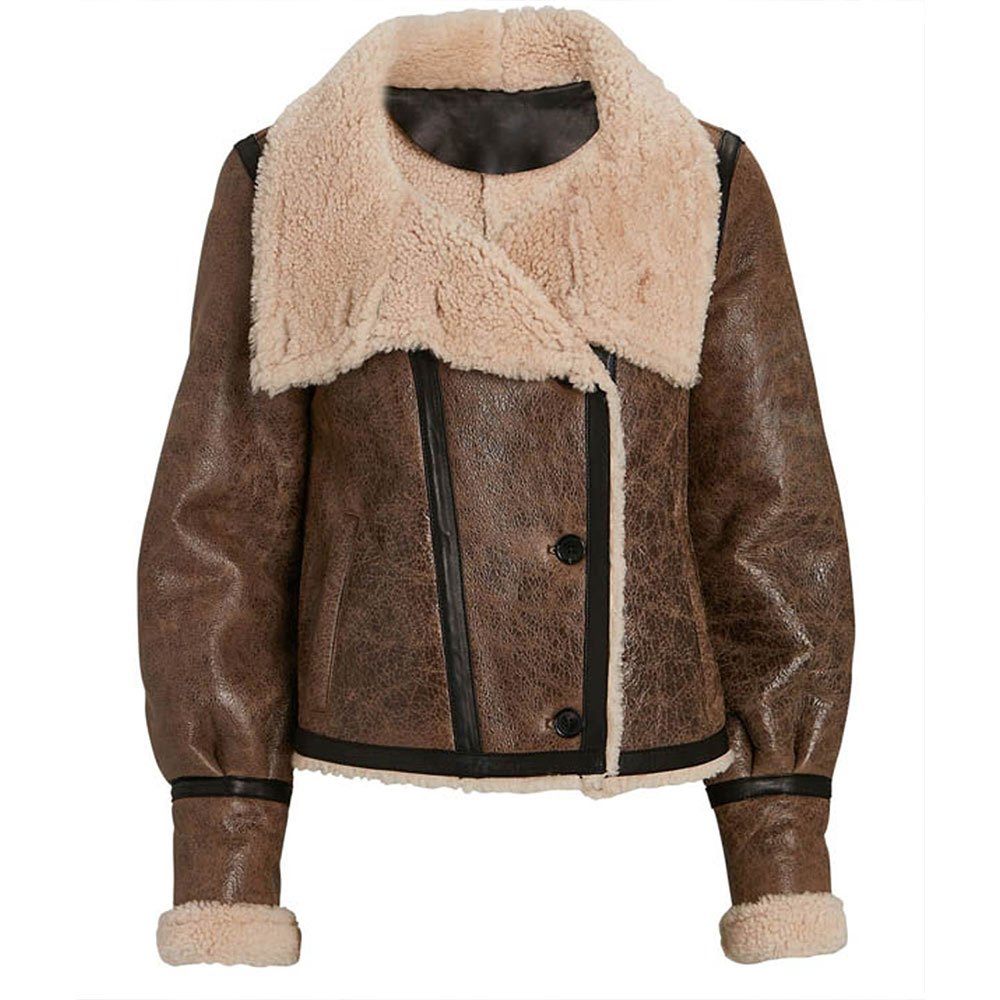 paulina-chavez-shearling-leather-jacket